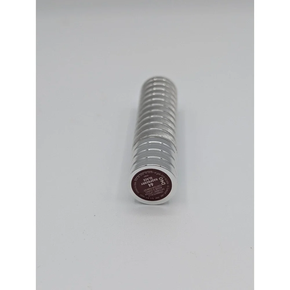 Clinique Dramatically Different Lip Shaping Lipstick 44 Raspberry Glace